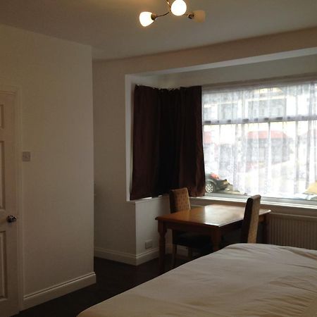 Repton Private Hotel Romford Eksteriør billede
