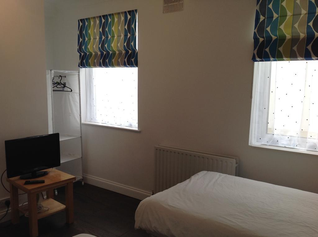 Repton Private Hotel Romford Eksteriør billede