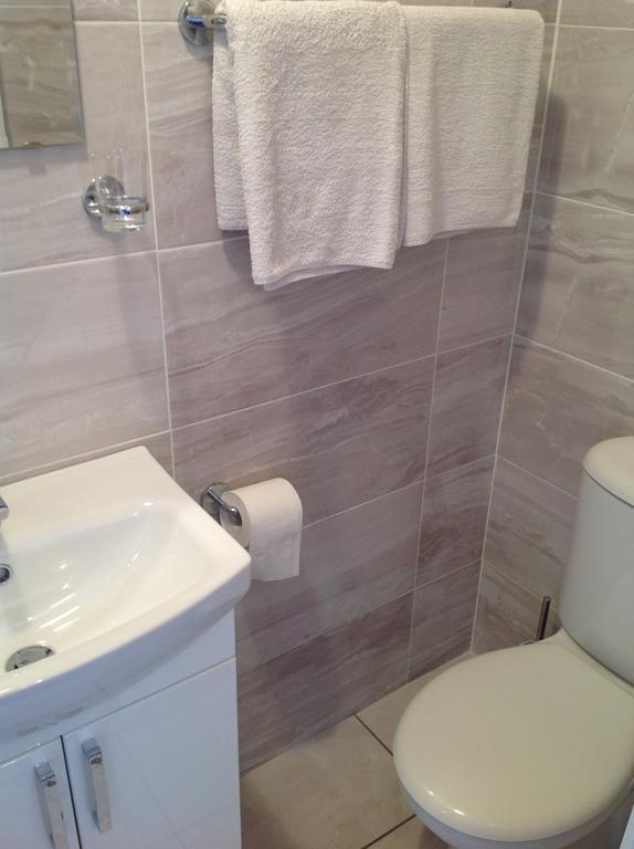 Repton Private Hotel Romford Eksteriør billede
